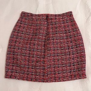 About Use Pocketed Mini Skirt